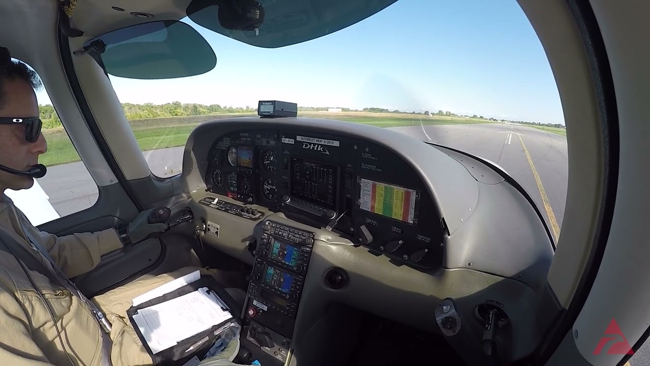 Cirrus SR20 Flight